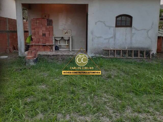 #4672 - Casa para Venda em Cabo Frio - RJ