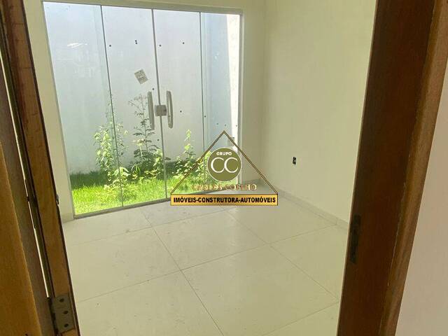 #3130 - Casa para Venda em Cabo Frio - RJ