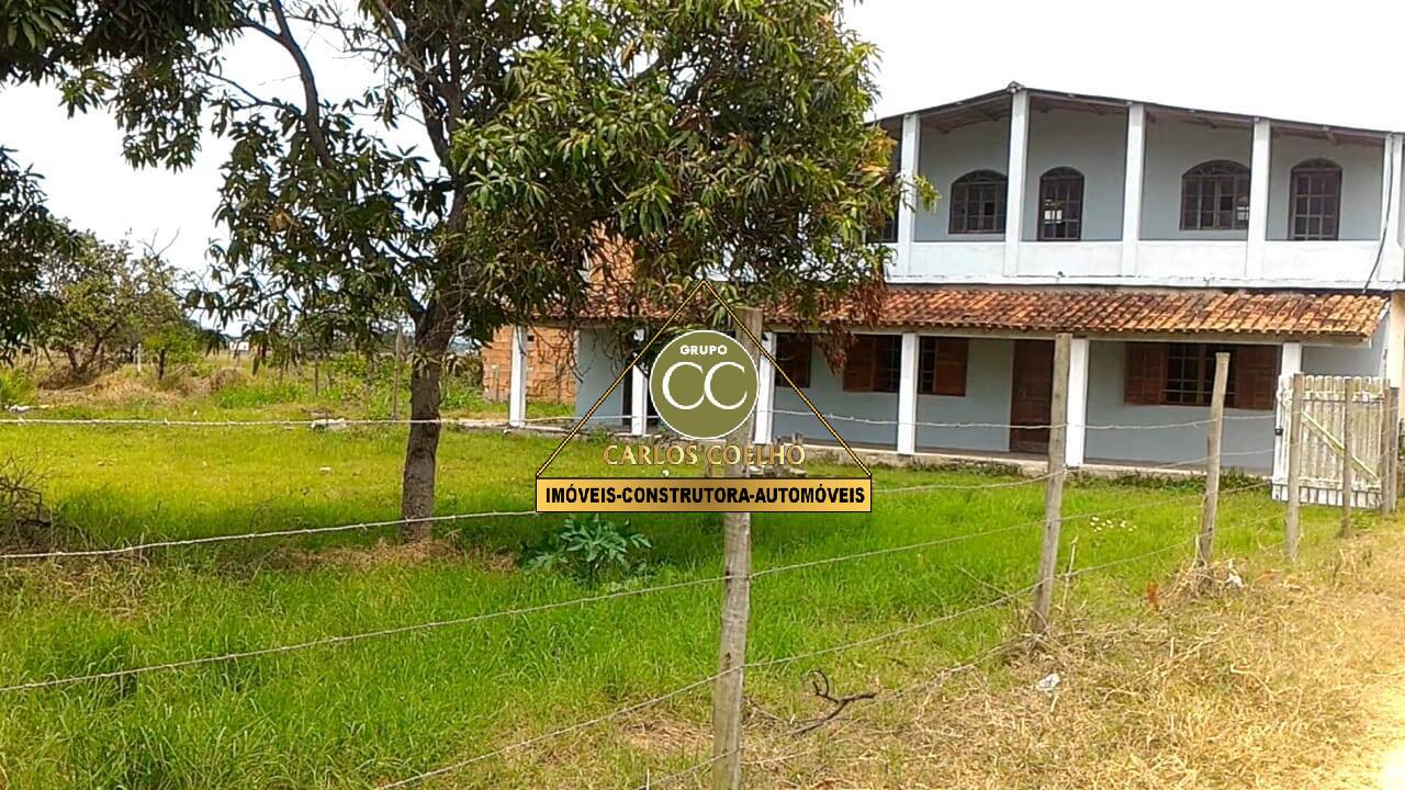 Chácara à venda com 4 quartos, 1370m² - Foto 2