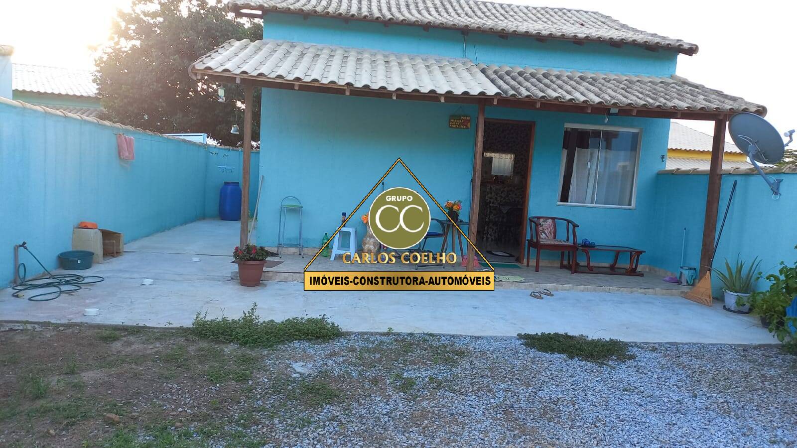 Linda casinha azul!!