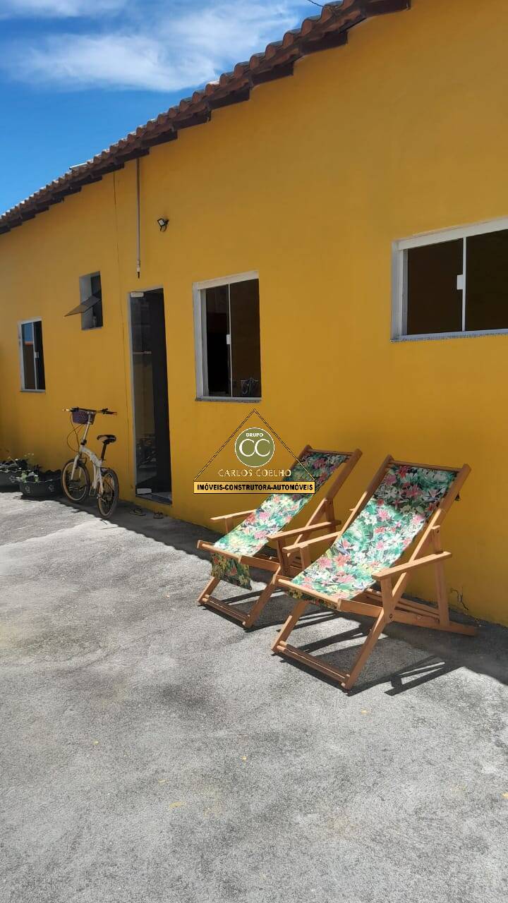 Linda casa amarela no Bougainville 4
